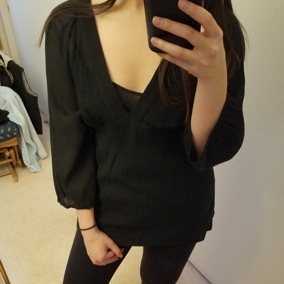 Ann Taylor v neck long sleeve tunic - Picture 7 of 7